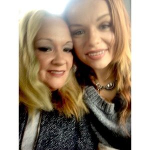 Meet your Posher, Teresa